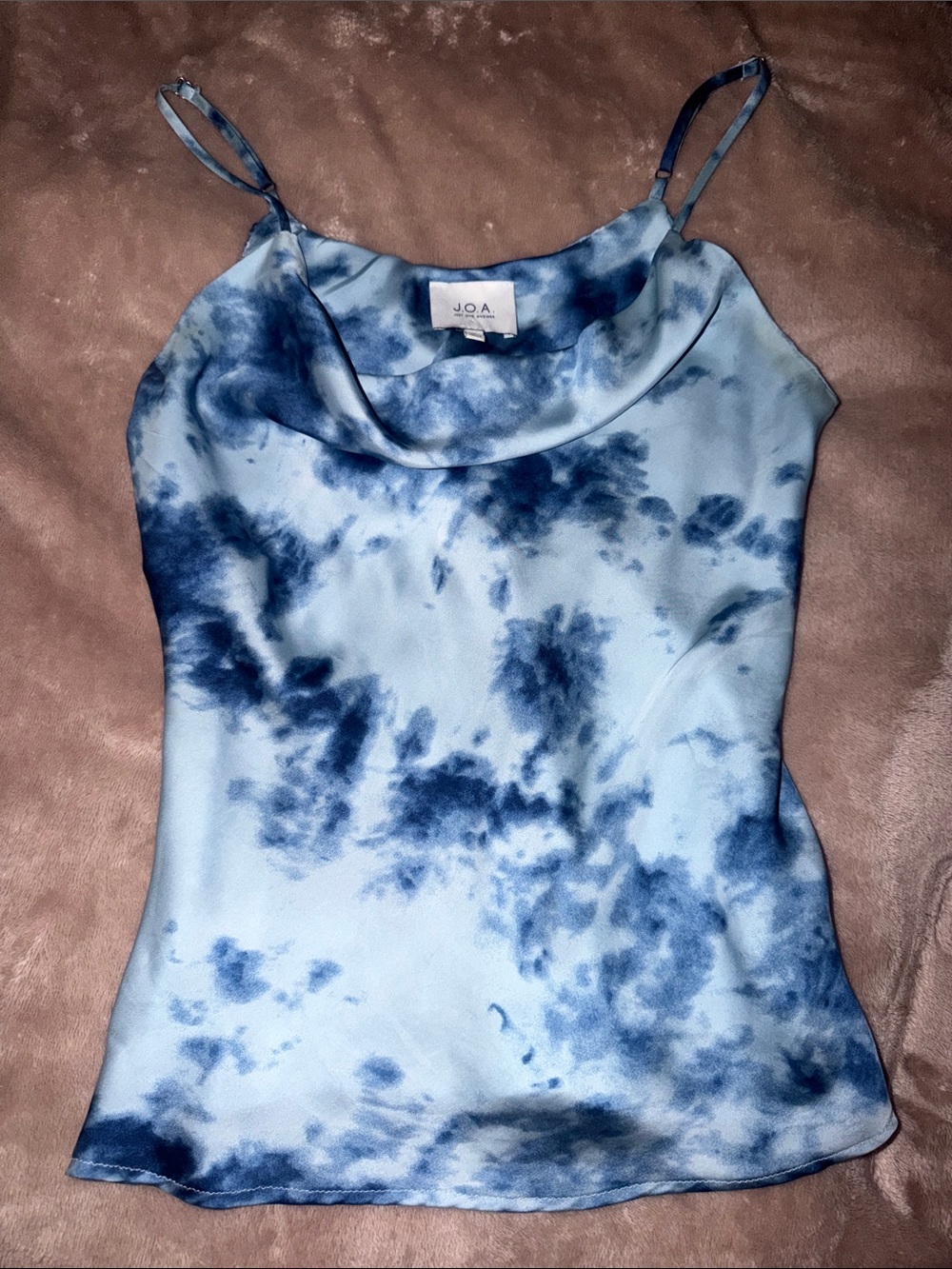 J.O.A. Light Blue & Navy Tie-Dye Cowl Neck Satin Camisole